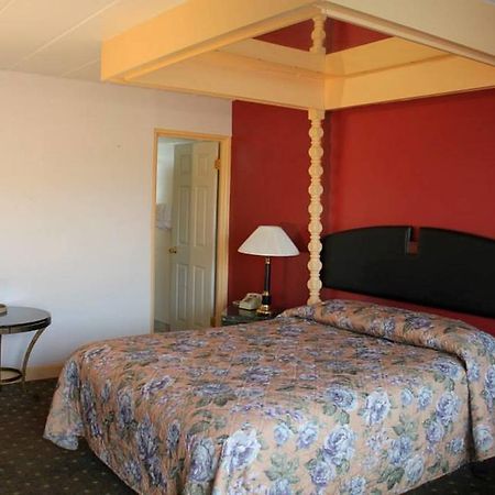Presidential Inn And SuitesLyons エクステリア 写真