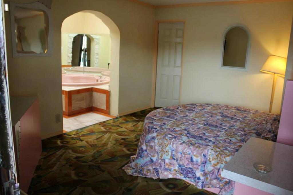 Presidential Inn And SuitesLyons エクステリア 写真